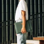 Чехол-коверт Native Union Stow Lite Sleeve 16″, серо-зеленый