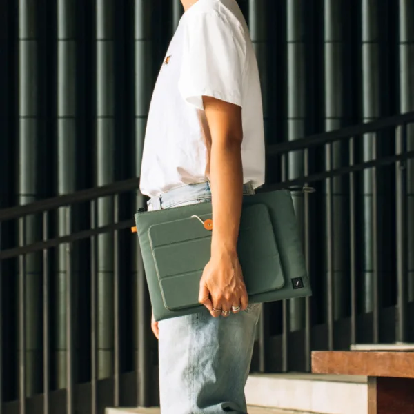 Чехол-коверт Native Union Stow Lite Sleeve 16″, серо-зеленый