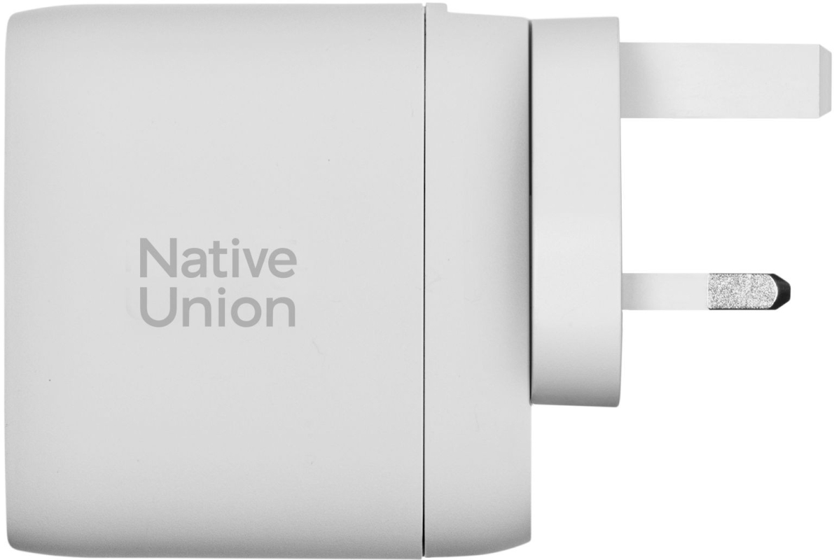 Сетевое зарядное устройство Native Union Fast GaN Charger 2хUSB-C+USB-А, PD, 67Вт, белый